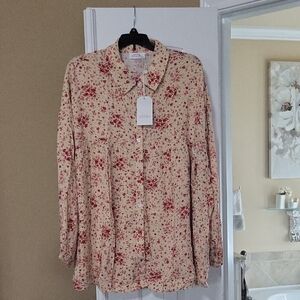 Ann Taylor Red Floral Button-Down Shirt